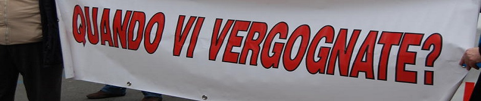 Striscione Vergogna